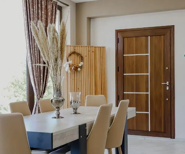 Endless Blue * PalaiónTsiflíkion