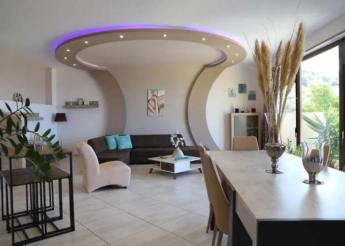 Endless Blue * PalaiónTsiflíkion