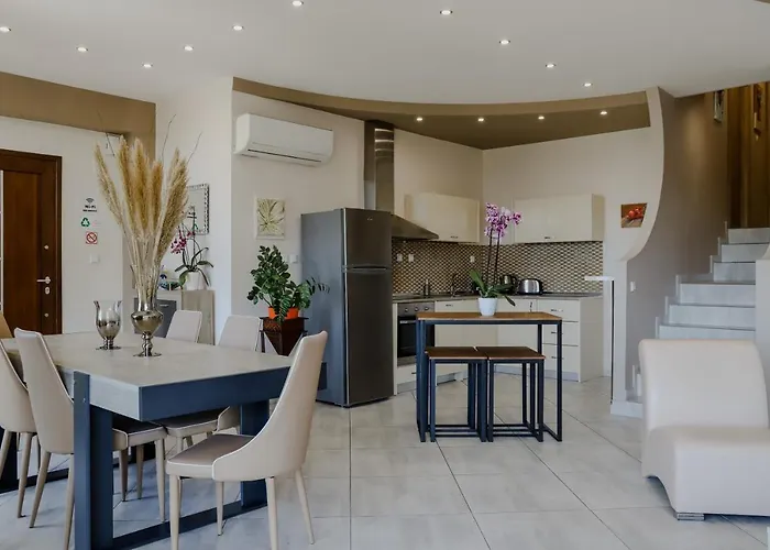 公寓 Endless Blue PalaiónTsiflíkion