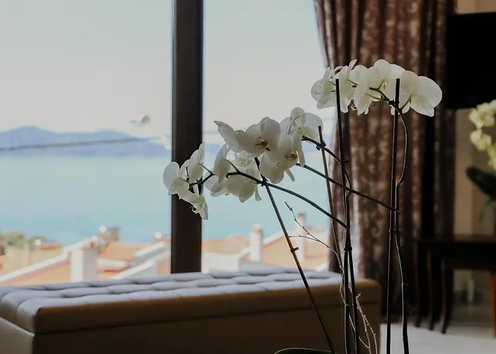 Endless Blue PalaiónTsiflíkion